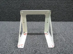 28974-001 Cirrus SR22T Battery Tray Firewall Mount (Hours: 695.5)